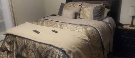 1 bedroom, iron/ironing board, WiFi, bed sheets