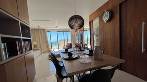 Luxury Apart Daire, Plaj Manzaralı | Odada yemek servisi