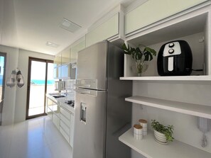 Luxury-Apartment, Strandblick | Eigene Küche