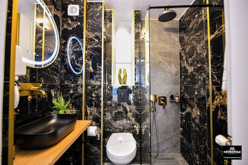 Deluxe Apartment, City View | Bathroom