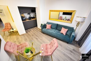 Luxury Apartment, City View | Living area - Metropole Apartments Central City (Bucharest)