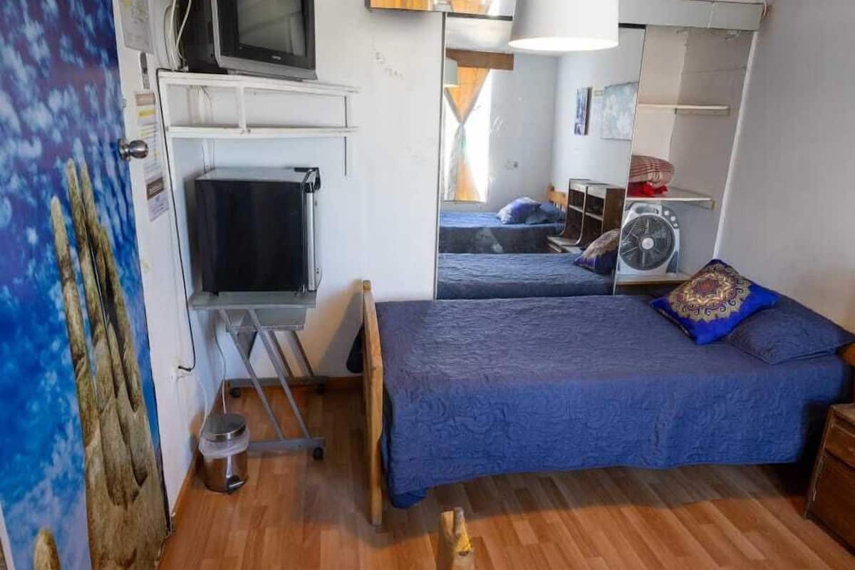 Basic Twin Room | 1 bedroom, down duvets, individually furnished, laptop workspace