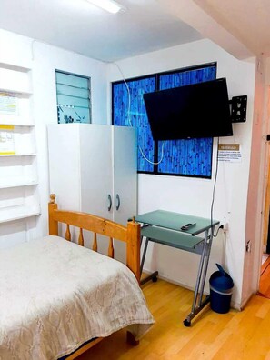 1 chambre, couette en duvet d'oie, ameublement personnalisé
