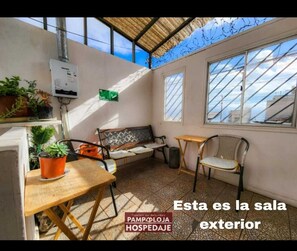 Refrigerador, microondas, horno, tostadora