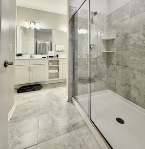 Een douche, een haardroger