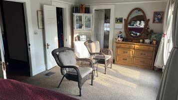 3 Schlafzimmer, Bügeleisen/Bügelbrett, WLAN, Bettwäsche