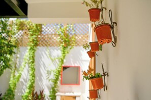 Terrace/patio - Honky Tonk Colonial (Santo Domingo)