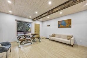 Smart-tv och böcker