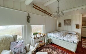 4 bedrooms