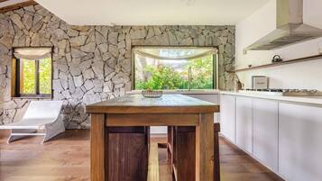 Microwave, oven, stovetop