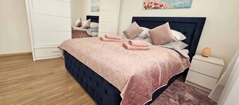 Spacious 2+KK - garden, free parking

