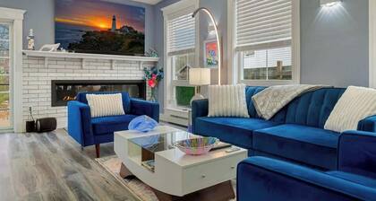 Luxe Coastal Retreat with Hot Tub & Spring Fires