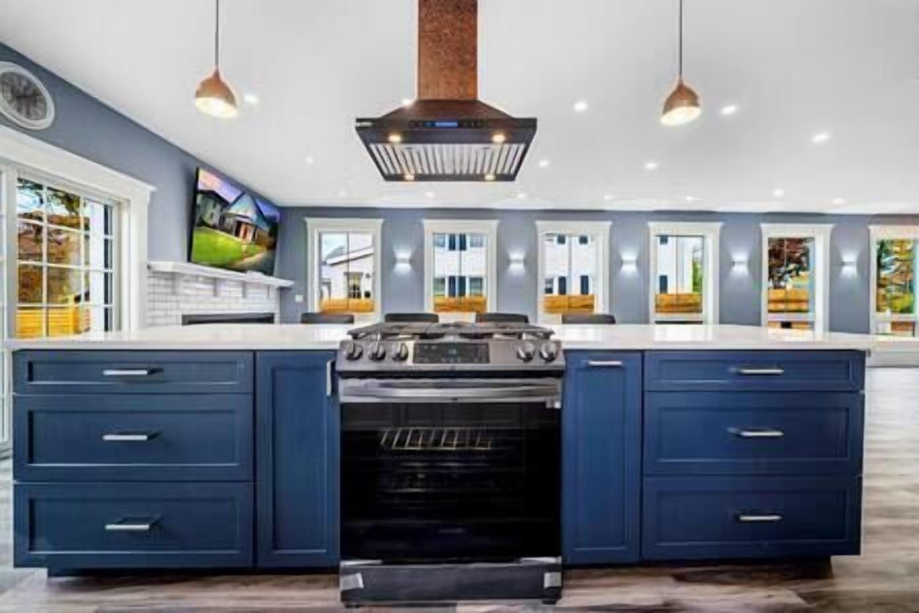 雪櫃、微波爐、焗爐、爐具