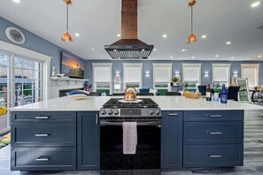 Fridge, microwave, oven, stovetop - Luxe Coastal Retreat with Hot Tub & Spring Fires (Portland)