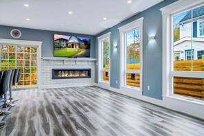 Interior - Luxe Coastal Retreat with Hot Tub & Spring Fires (Portland)