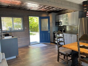 Interior - 6 Units with Waterfront and Beach Access - Sleeps up to 20 Guests (Sooke)