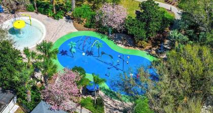 Go!#12 - BAHAMA BAY - Three Bedroom Resort, Sleeps 6