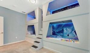 3 bedrooms, iron/ironing board, travel crib, WiFi - Go!#14 - CHAMPIONS GATE (Kissimmee)