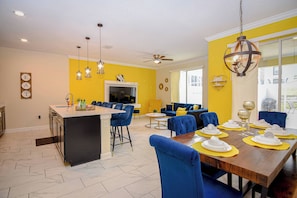 Dining - Go!#28 CHAMPIONS GATE (Kissimmee)