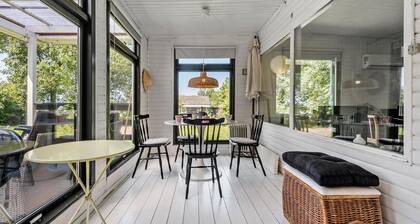 2 bedroom gorgeous home in Holbæk