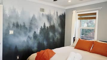 3 多间卧室、办公桌、熨斗/熨衣板、旅行婴儿床