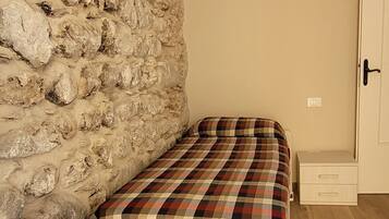 2 bedrooms, free WiFi