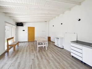 Lägenhet - 1 sovrum - rökare - balkong | Restauranger