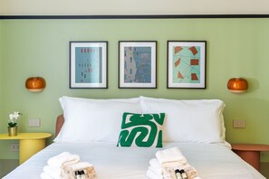 2 bedrooms, WiFi, bed sheets