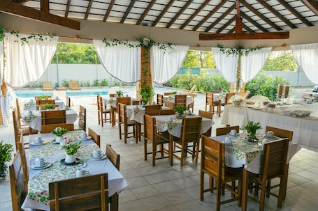 Restaurante. PORTAL PANTANEIRO HOTEL