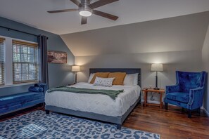 4 Schlafzimmer, Schreibtisch, WLAN, Bettwäsche