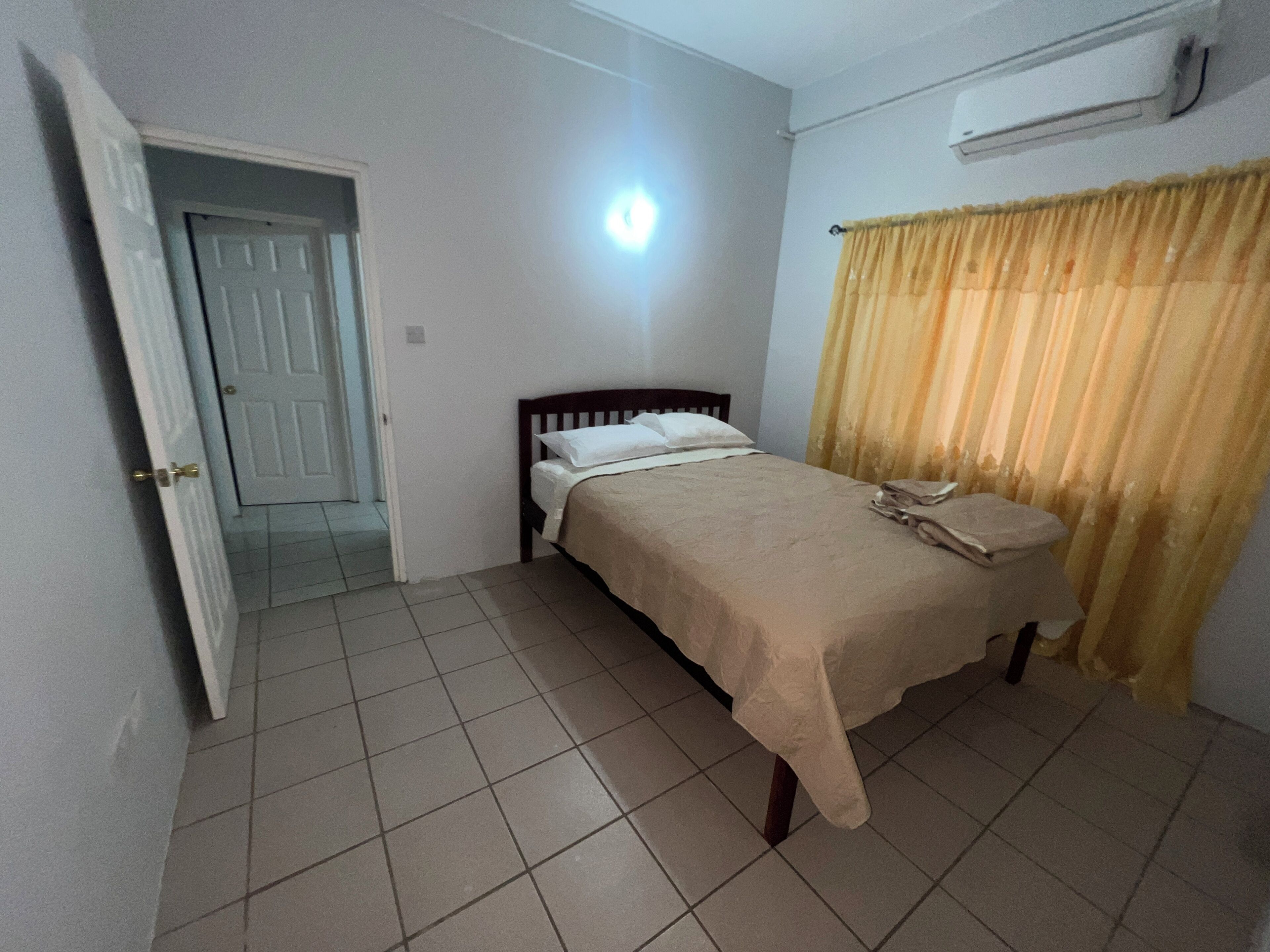 2 chambres, fer et planche à repasser, Wi-Fi, literie fournie