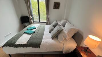 1 camera, ferro/asse da stiro, Wi-Fi, lenzuola