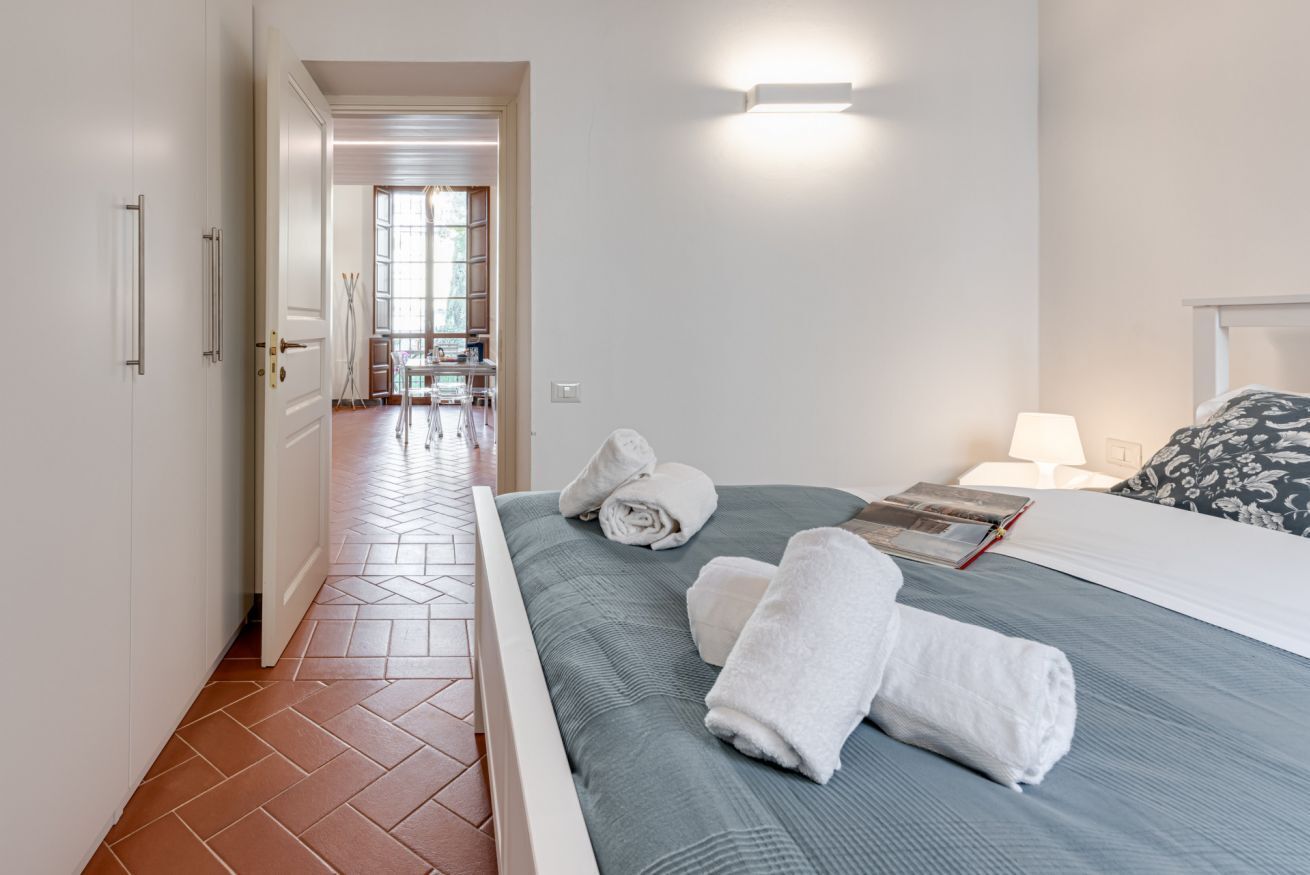 2 bedrooms, iron/ironing board, travel cot, WiFi