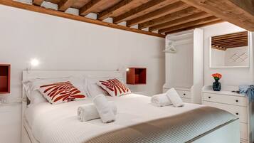 2 chambres, fer et planche Ă repasser, Wi-Fi, draps fournis