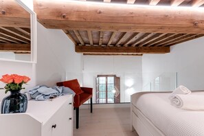 2 bedrooms, iron/ironing board, travel crib, WiFi