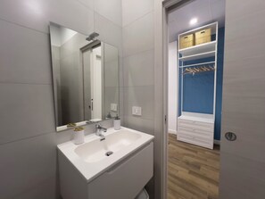 Comfort-Doppelzimmer, Nichtraucher, eigenes Bad | Badezimmer