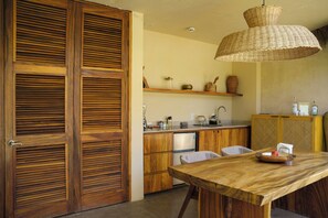 Flat-screen TV - Villa Yahualli (Pérula)