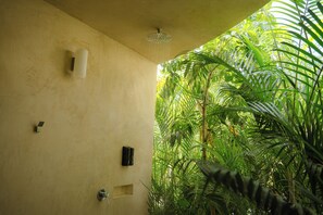 Bathroom - Villa Yahualli (Pérula)