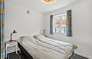 2 Schlafzimmer, Reisekinderbett, kostenloses WLAN
