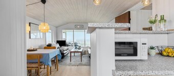 Stunning home in Ebeltoft with WiFi