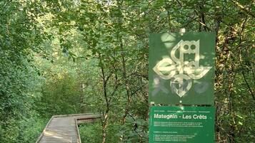 Enceinte de lâhĂ©bergement