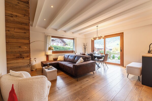 TV, fireplace, foosball