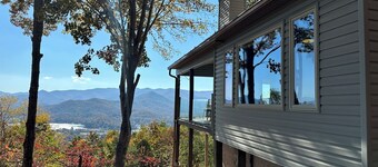 Hot Tub, Unbelievable Mountain, Lake Chatuge View!