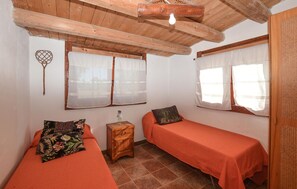 2 bedrooms, iron/ironing board, free WiFi - Lovely home in Scicli with WiFi (Scicli)