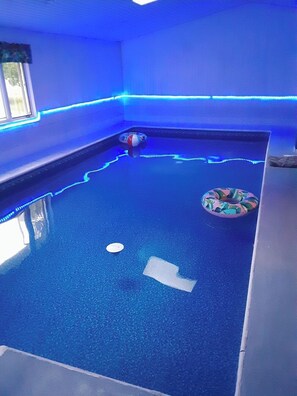 Piscine intérieure, piscine chauffée