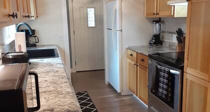 4-bedroom home in Tawas City with indoor pool and game room across from L Huron