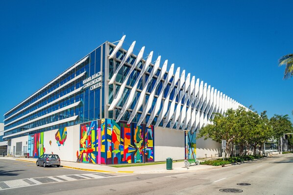 Miami Miami Beach Junior King Studio - Free On the Go Breakfast - Walkable South Beach Studio (Miami)