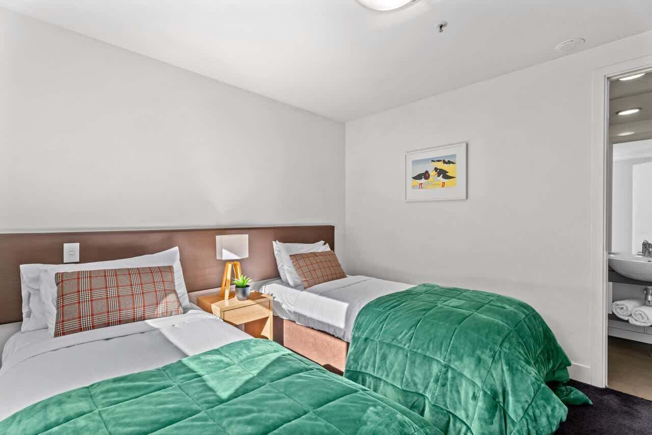2 bedrooms, iron/ironing board, travel cot, WiFi