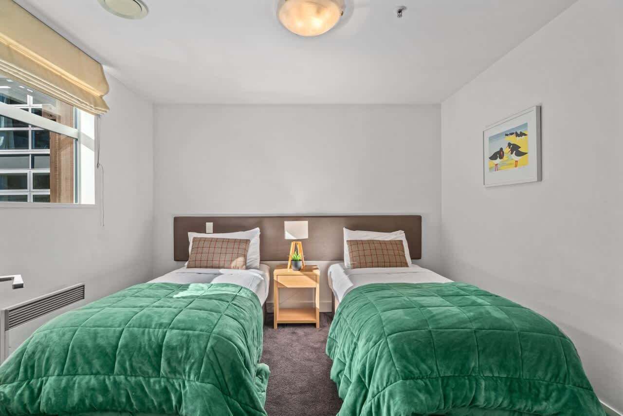 2 bedrooms, iron/ironing board, travel cot, WiFi