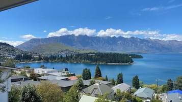 Vue depuis lâhĂ©bergement